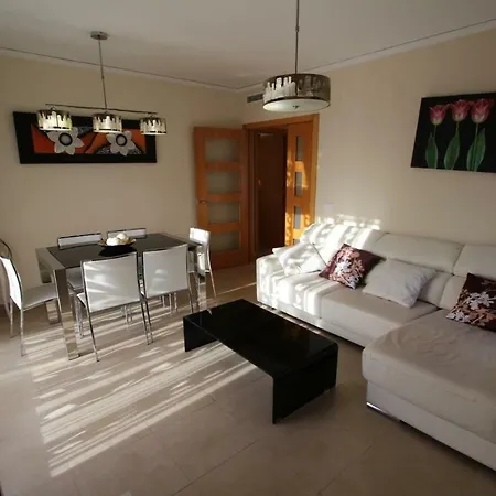 Apartamento Moderno Muy Centrico Y Cerca De La Playa Appartement *
