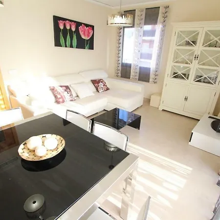 Apartamento Moderno Muy Centrico Y Cerca De La Playa Appartement *